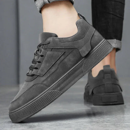 Endeavor Men's Sneakers